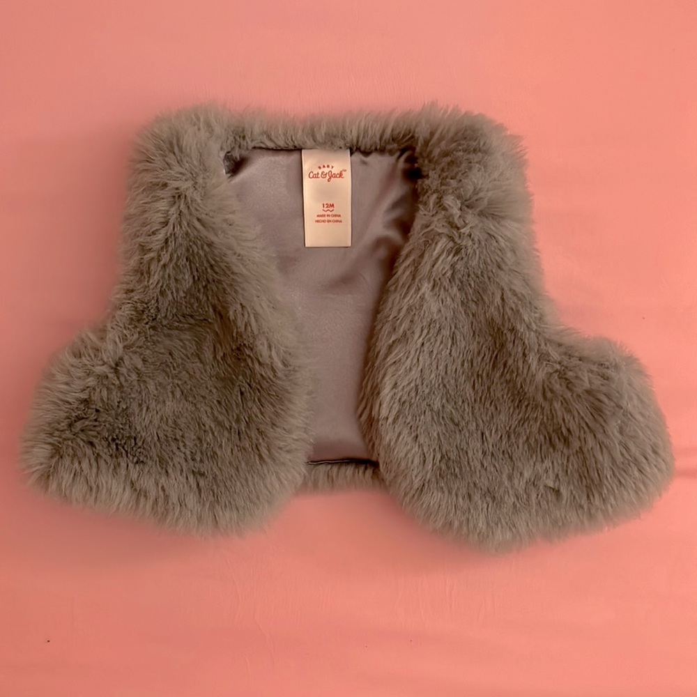BABY GIRL FAUX FUR VEST : SIZE 12 MONTHS